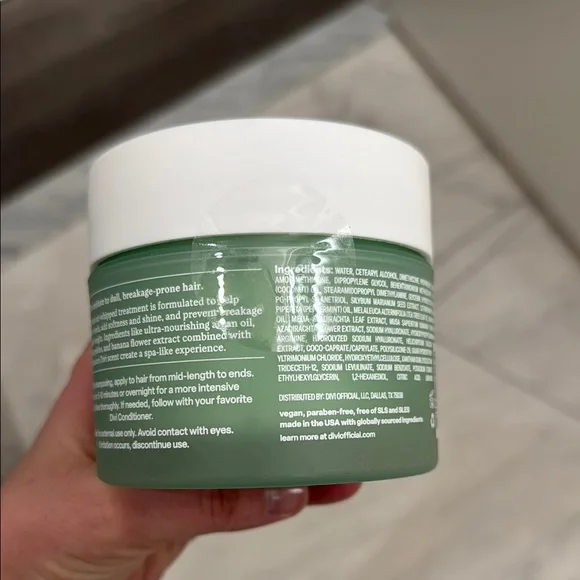 LAST CHANCE!! Divi hair mask - Picture 2 of 2
